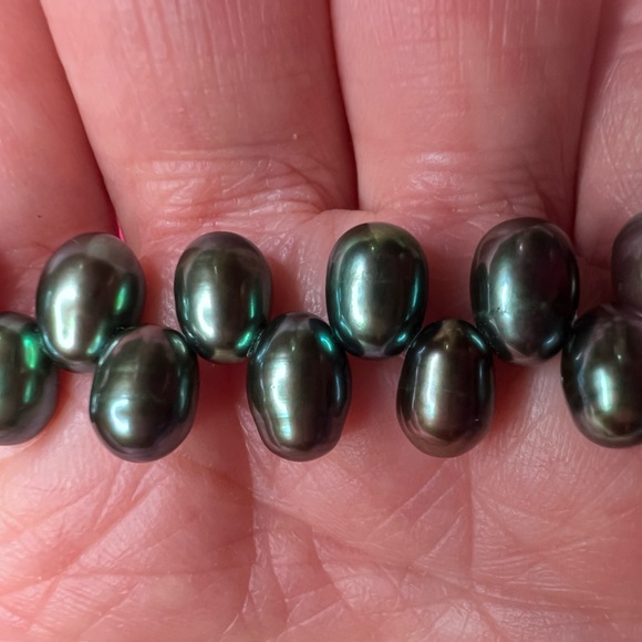 Vintage genuine pearl Peacock Green necklace 16 inch - Picture 5 of 12